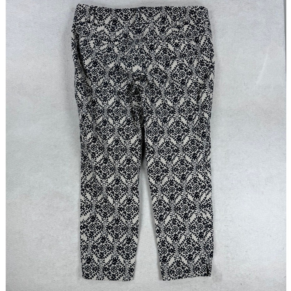 Ann Taylor LOFT Marisa Riviera Pants Womens 4 Black White Medallion Cropped 4 - Picture 11 of 11
